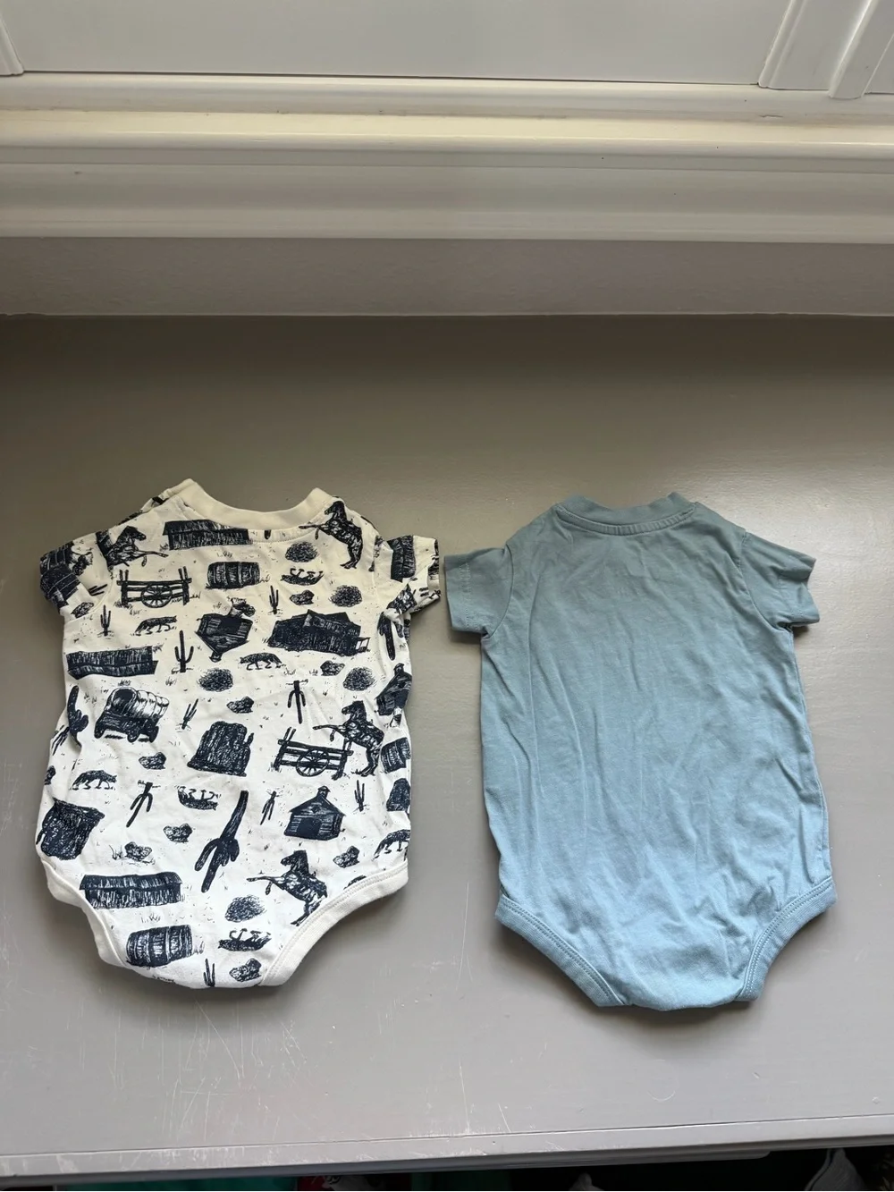Bass Pro Shops Blue Western Graphic Baby Bodysuit set